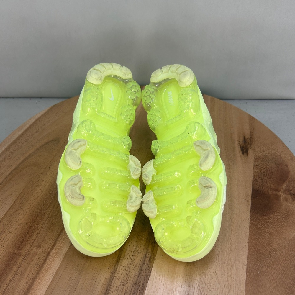 Nike Air VaporMax Plus Barely Volt Lime Ice DJ3023-700 Women Size 6 Running Shoe - Picture 7 of 8